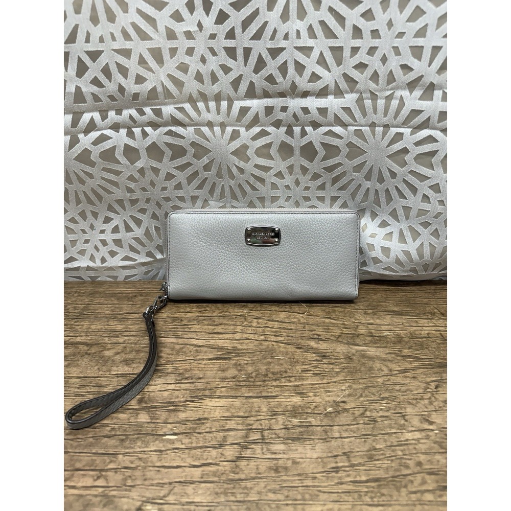 Michael Kors‎ Jet Set Travel Continental Luggage Gray Leather Wristlet/Wallet